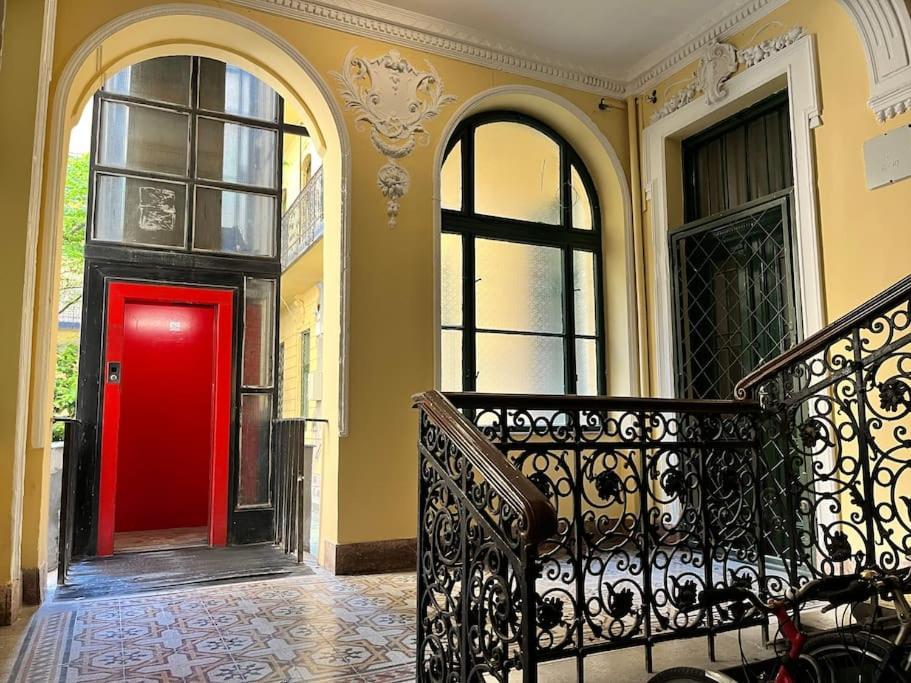 Edna Studio With Balcony Budapeste Exterior foto